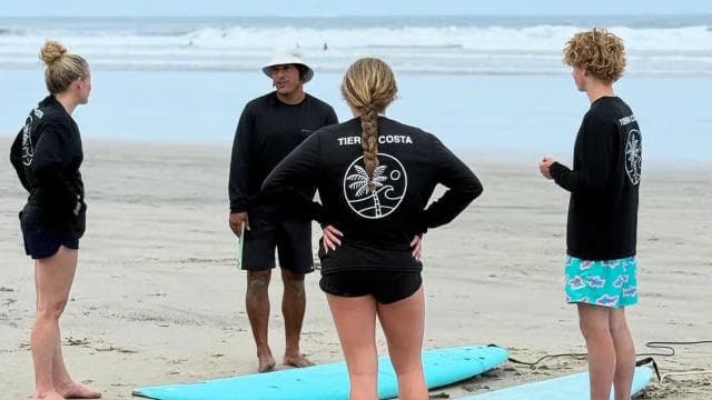 Nosara: Playa Guiones Surf Lesson with Local Instructor