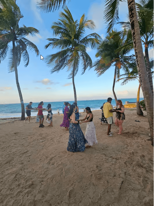 San Juan: Salsa-Kurs bei Sonnenuntergang am Strand - Photo 4 (Gallery view)