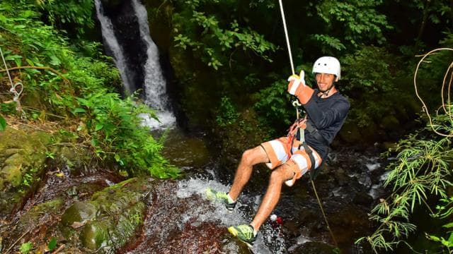 Jaco Beach: Waterfall Canyoning