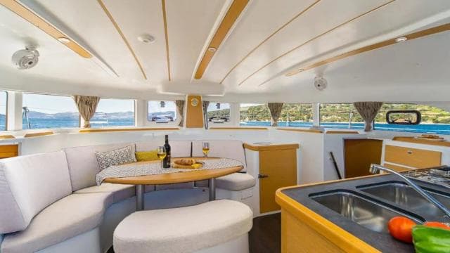 Fajardo: Afternoon Sailing Charter with Appetizers & Drinks