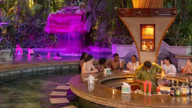 San Jose: Arenal Volcano and Baldi Hot Springs Day Trip