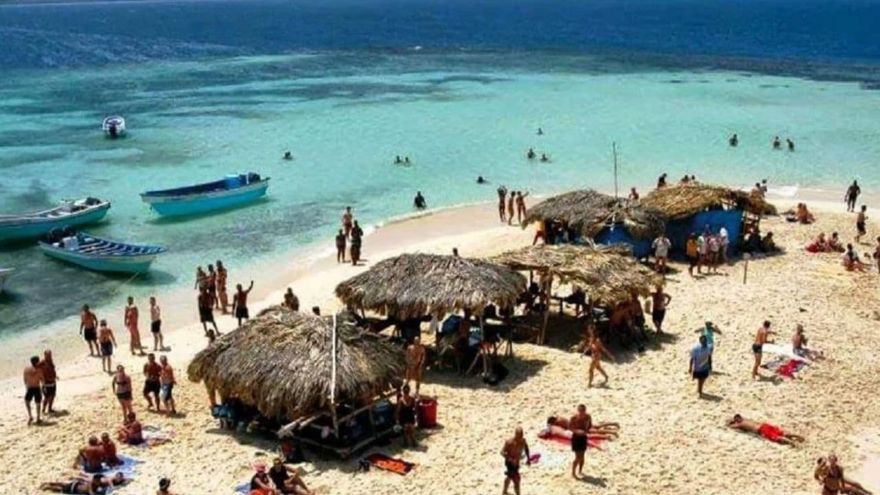 Puerto Plata: Day Trip to Cayo Arena Island by Speedboat - Dominican Republic