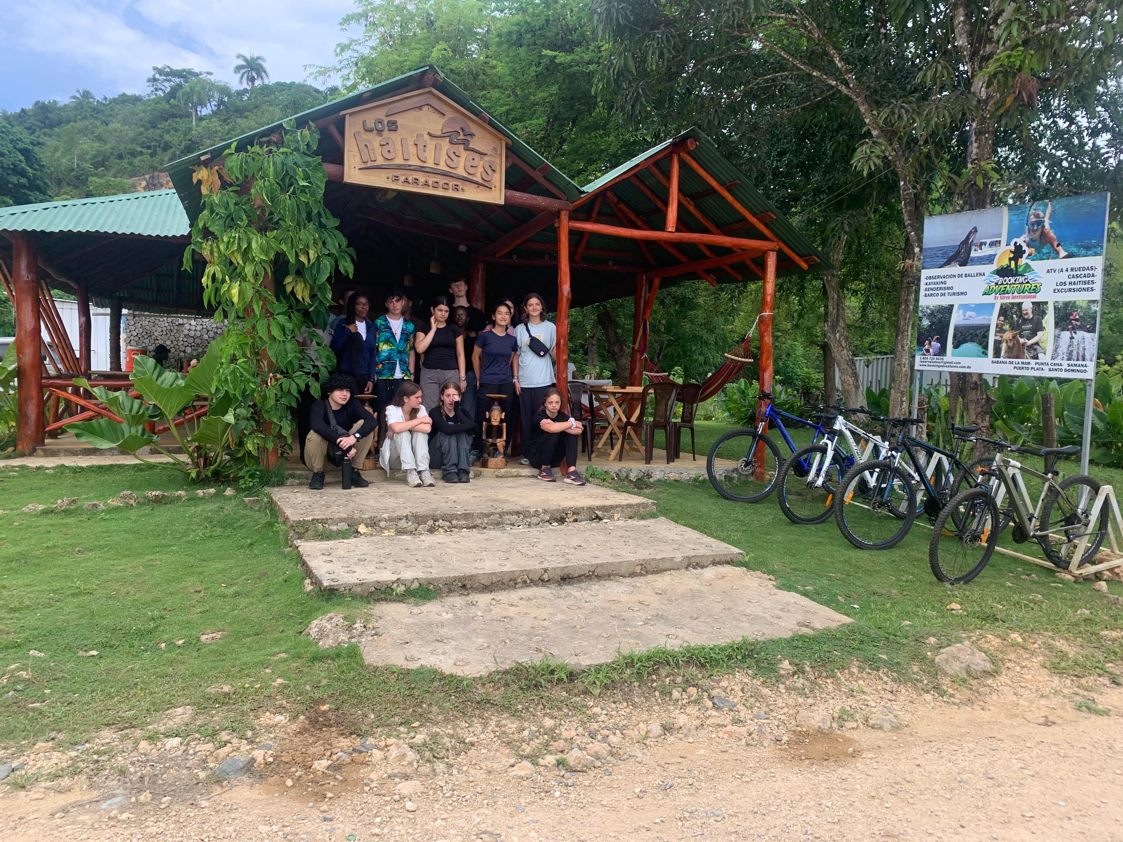 Santo Domingo: Hike and kayaks los Haitises  plus Cano hondo pools 