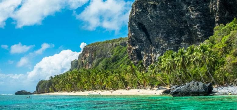 Samana: Fronton & Madame Beach tour Las Galeras