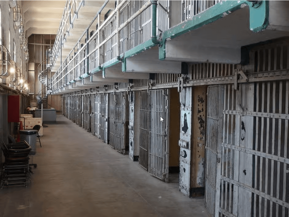 San Francisco: Alcatraz Ticket, Ferry, & Self-Guided App - Photo 5 (Gallery view)