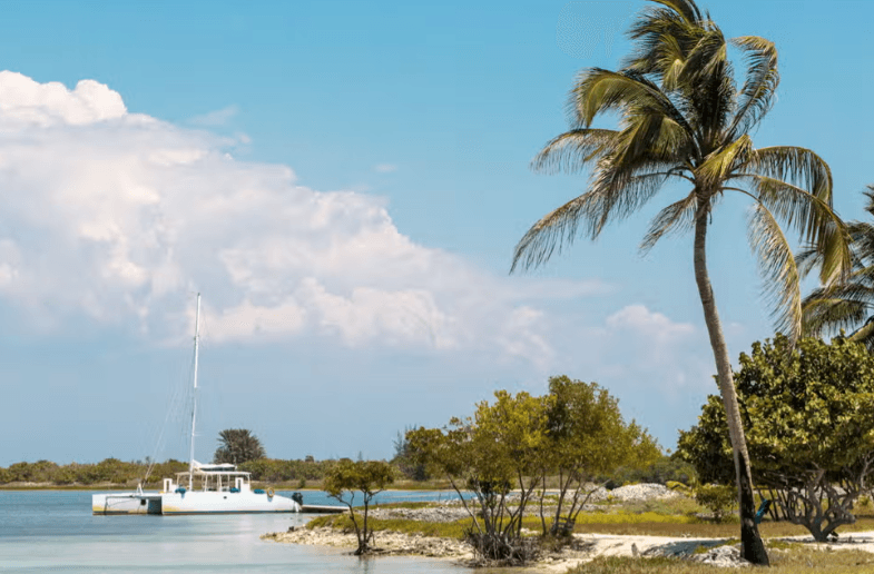 Cayo Blanco Catamaran Trip