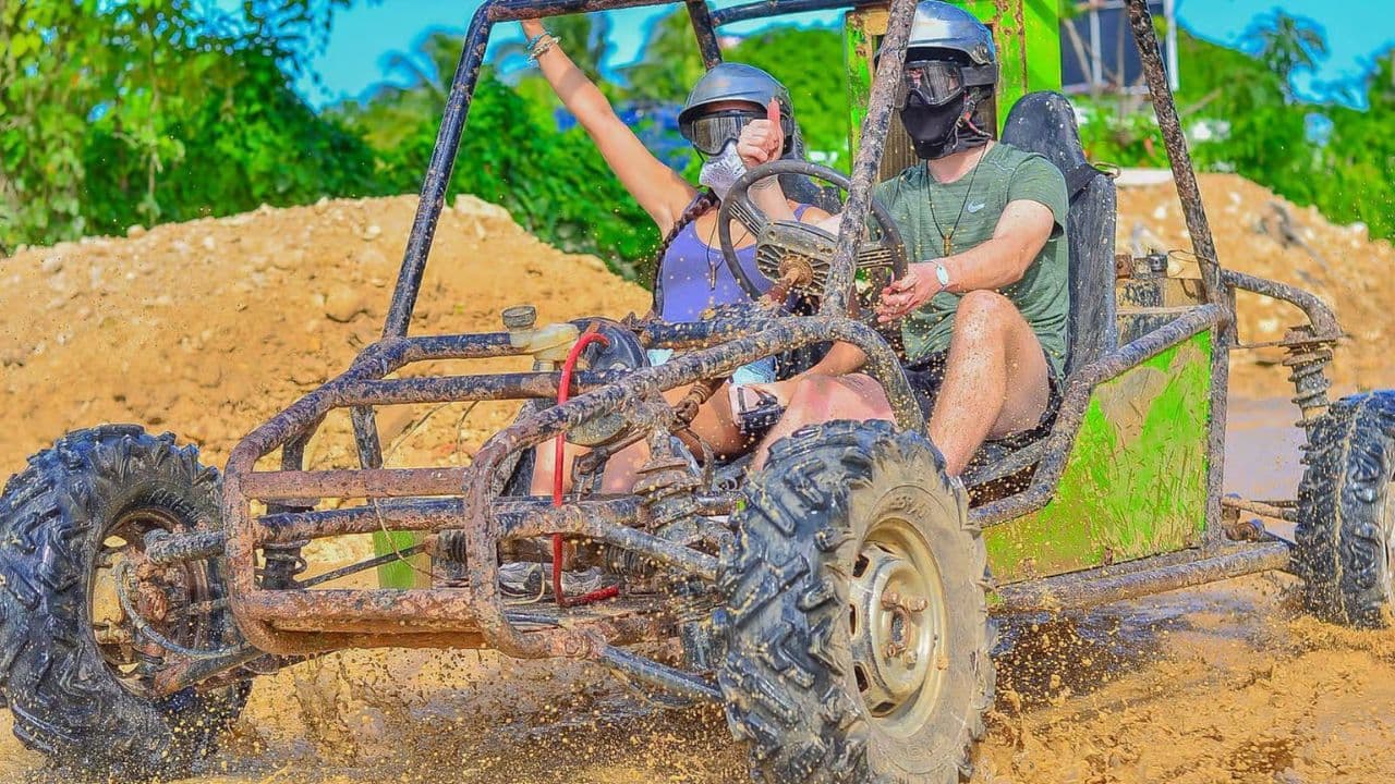 Asombrosa actividad en buggy por la playa de macao y cueva	 - Dominican Republic