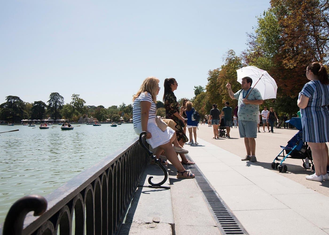 Retiro Park Walking Tour in Madrid