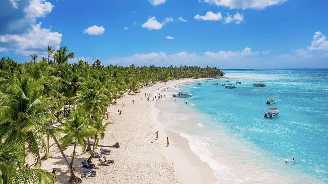 Haitises + Cayo Levantado ( Bacardi Island ) - Dominican Republic