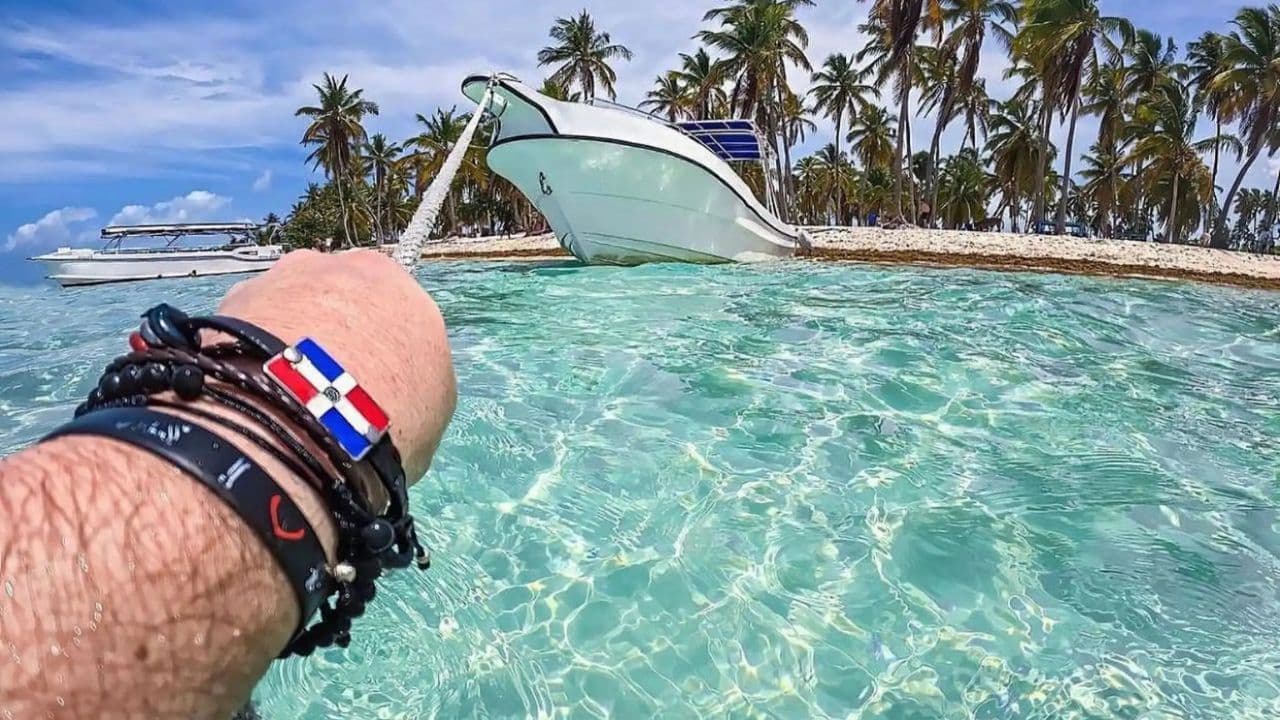 Saona Island: Catamaran Tour to Saona Island All Inclusive
