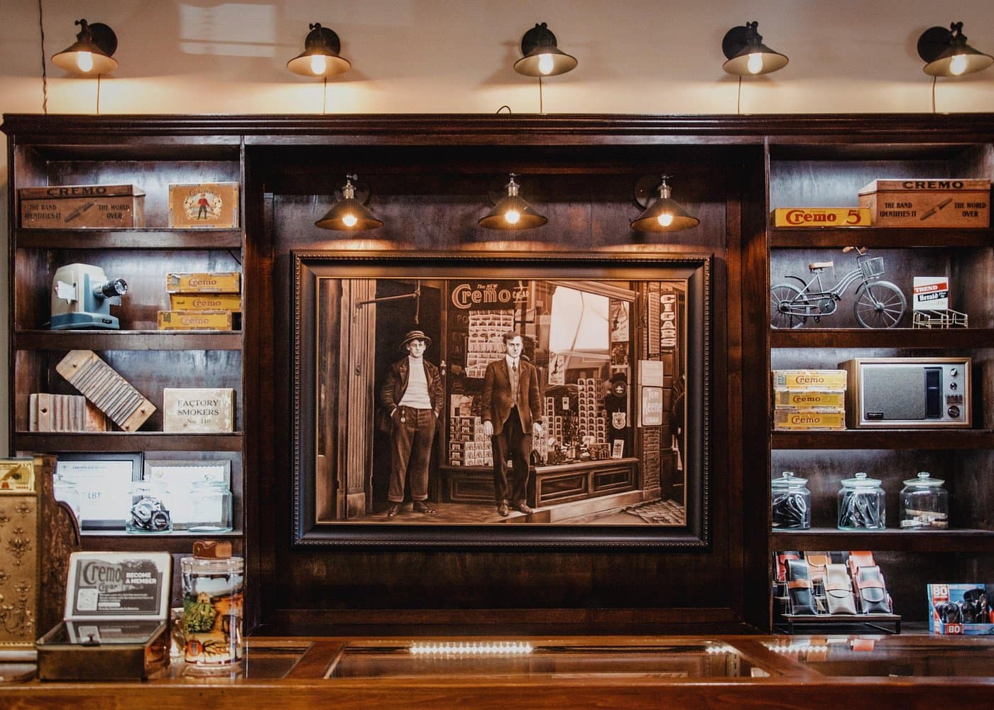 Miami Cigar Factory Tour: Cuban Coffee & Hand-Rolled Cigars