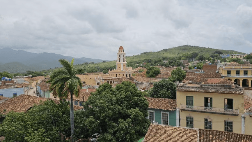 Havana to Varadero: Cuba Tour Package