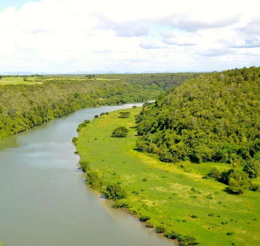 Private Excursion to Cuevas las Maravillas & Altos de Chavón