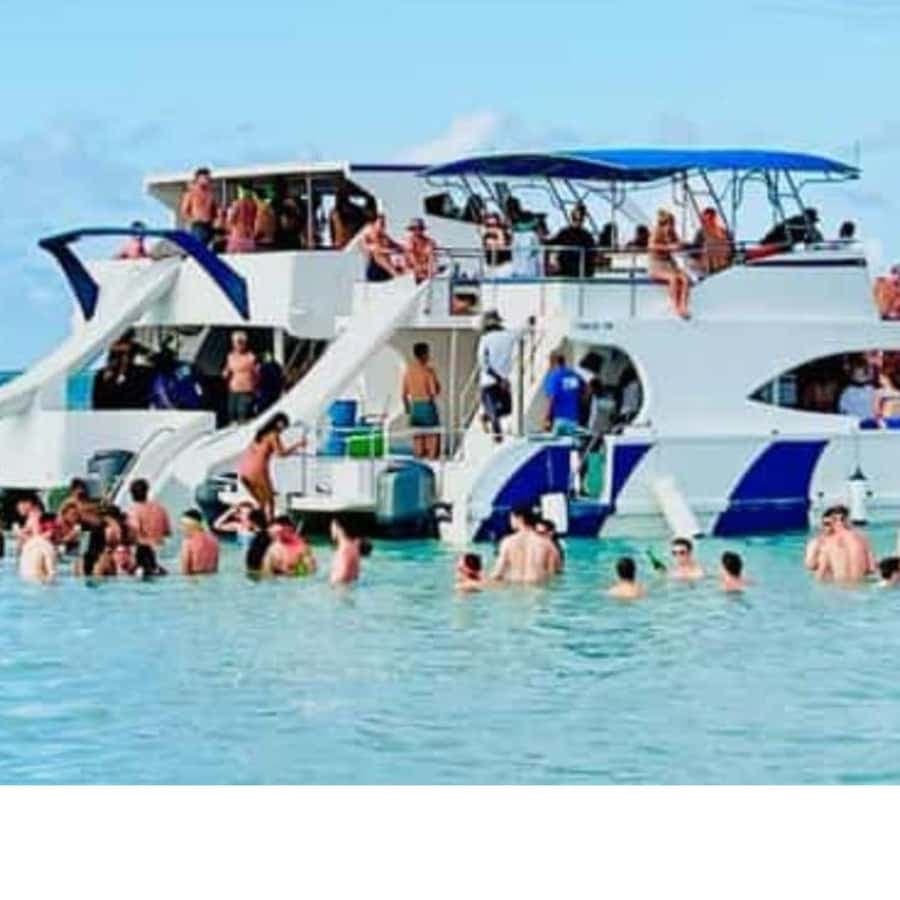 Buggies - party boat with Drinks - Snacks from punta cana