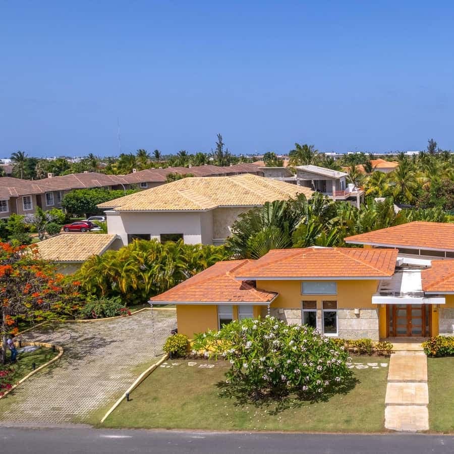 Property Tours in Punta Cana (Real Estate) - Photo 1 of 5