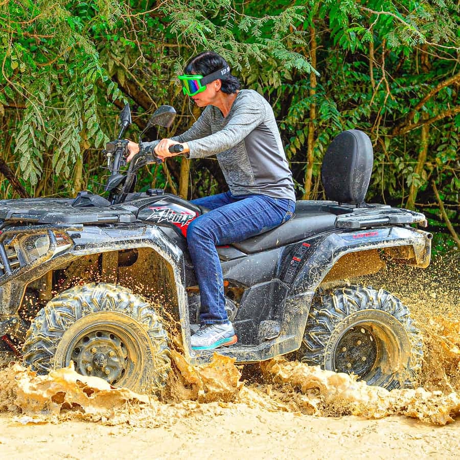 Punta Cana : Done Buggy Excursions AtV /cenote on the Beach