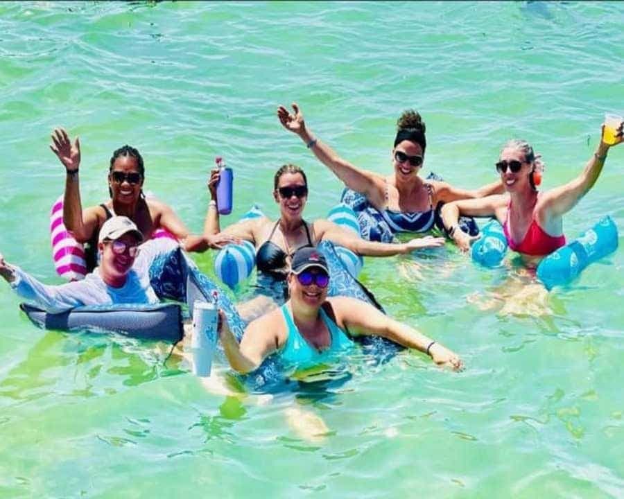 Punta Cana: Private Yacht Party Cruise with Open Bar