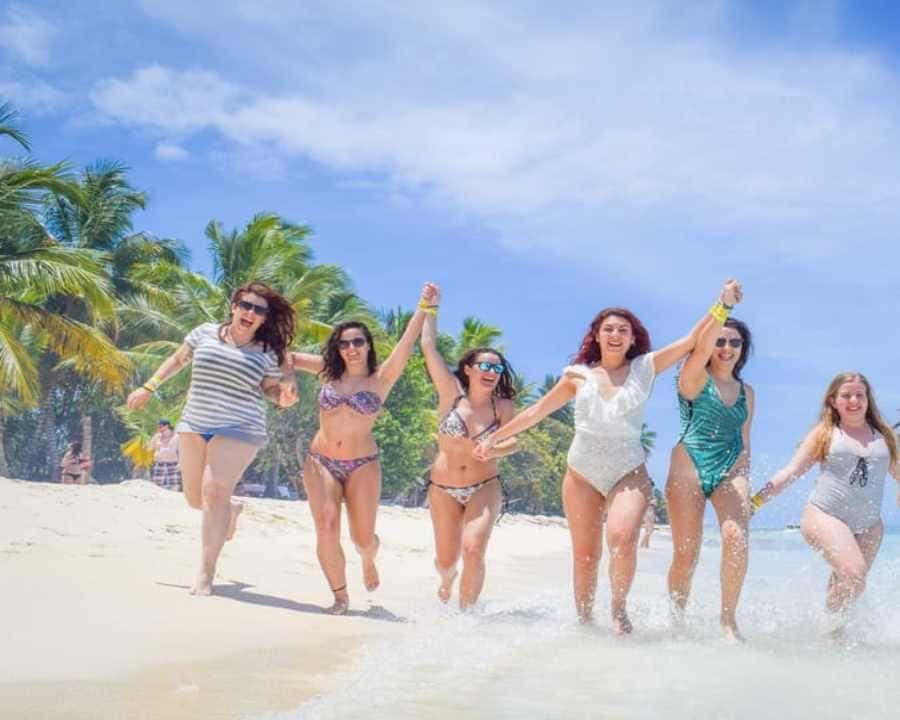 Full-Day Saona Island Excursion with Catamaran Party