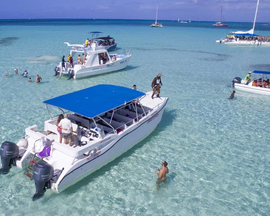 Punta Cana: Saona Island Boat Trip with Lunch