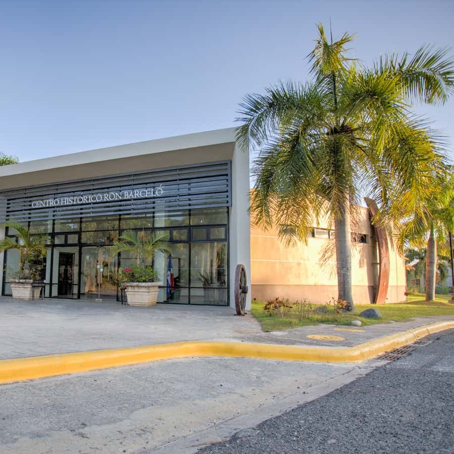 San Pedro De Macoris: Ron Barcerló Rum Factory Tour