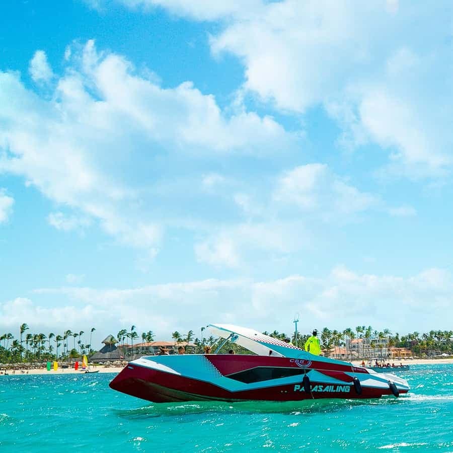 Punta Cana: Snorkeling, Snuba and Parasailing Party Cruise