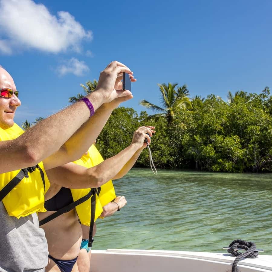 From Punta Cana: Catamaran Cruise to Saona Island with Lunch