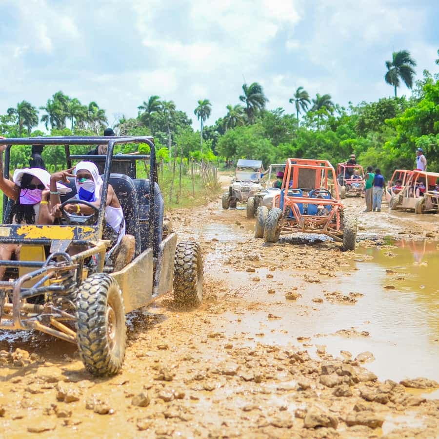 Punta Cana: Buggy Tour with Cenote Visit