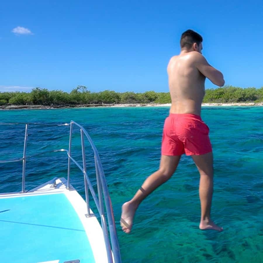 From Punta Cana: Catalina Snorkeling & Altos de Chavon Tour