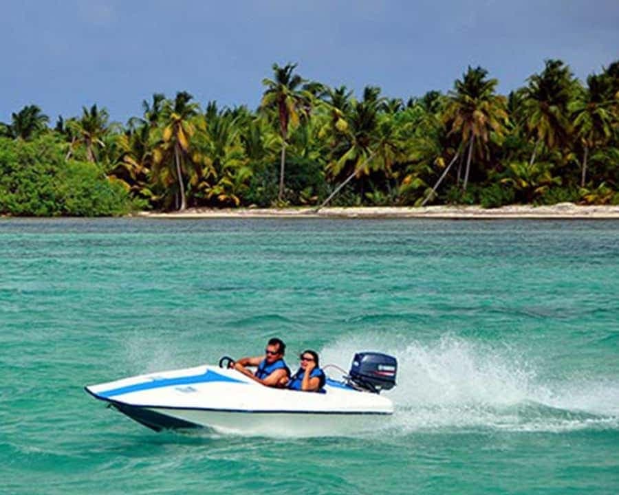 Punta Cana: Speedboat Adventure with Snorkeling