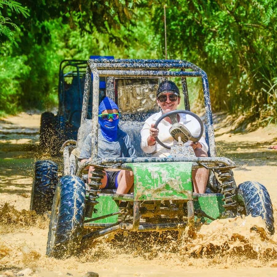 Punta Cana: Countryside and Macao Beach Half-Day Buggy Tour
