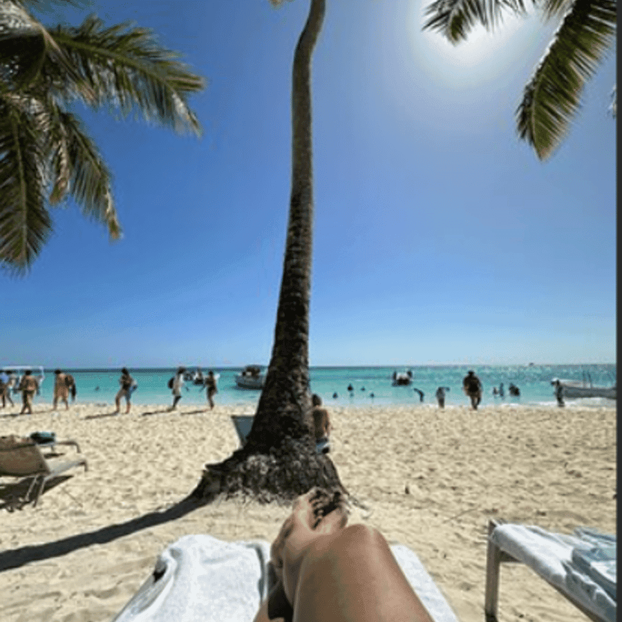 From Punta Cana: Saona Island Boat Trip with Buffet