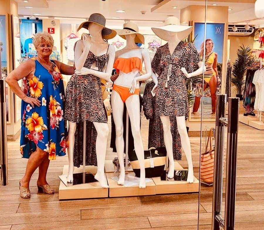 Punta Souvenirs -Shooping Tour free
