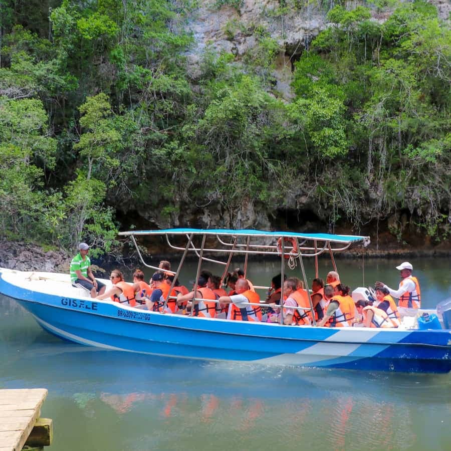 From Punta Cana: Los Haitises and Redonda Mountain Day Trip