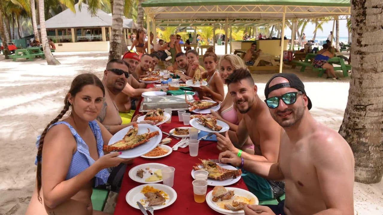 Full-Day Saona Island Tour by Speedboat