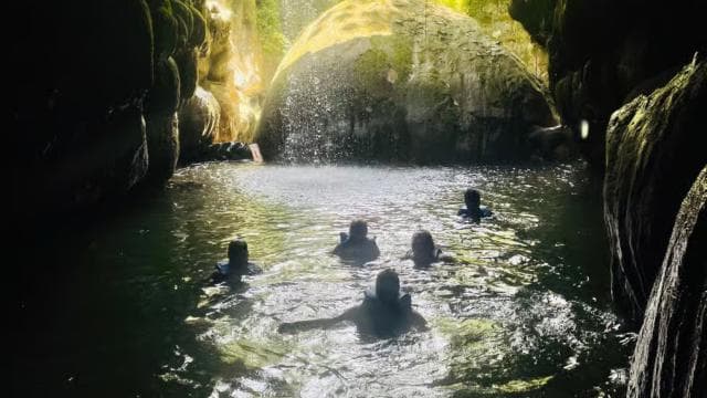 River Caving Arenales and Indian Cave
