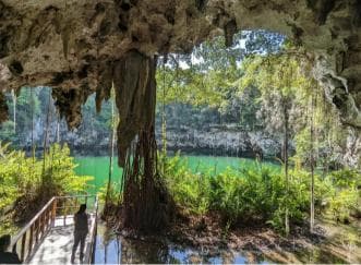 Private: Santo Domingo: Los Tres Ojos & Boca Chica Day Trip
