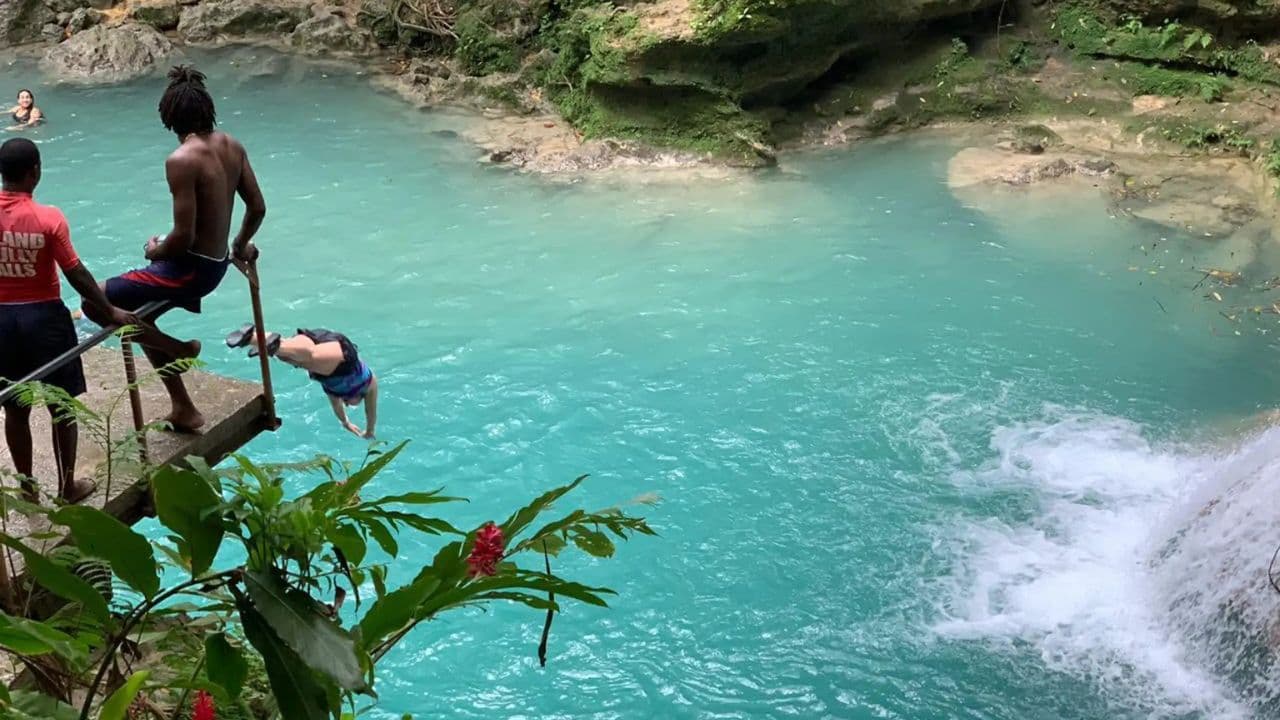 Jamaica: Full Day Dunn's River and Blue Hole with Lunch