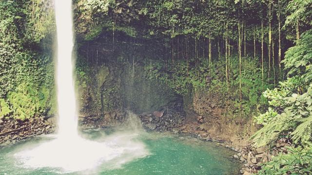 ARENAL VOLCANO BALDI HOT SPRINGS & LA FORTUNA WATERFALL