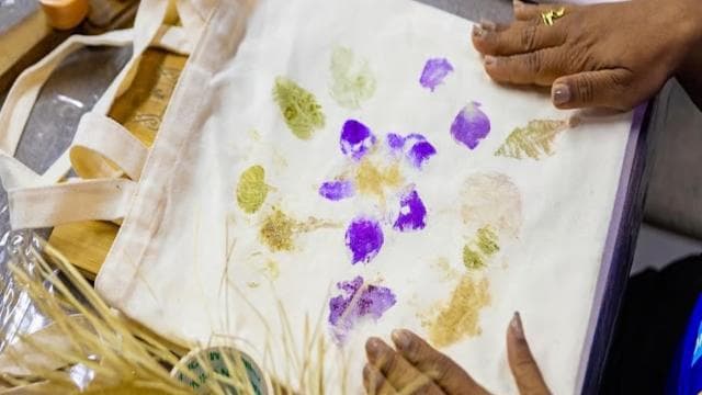 San Juan: Floral Design Workshop with a Local Artist