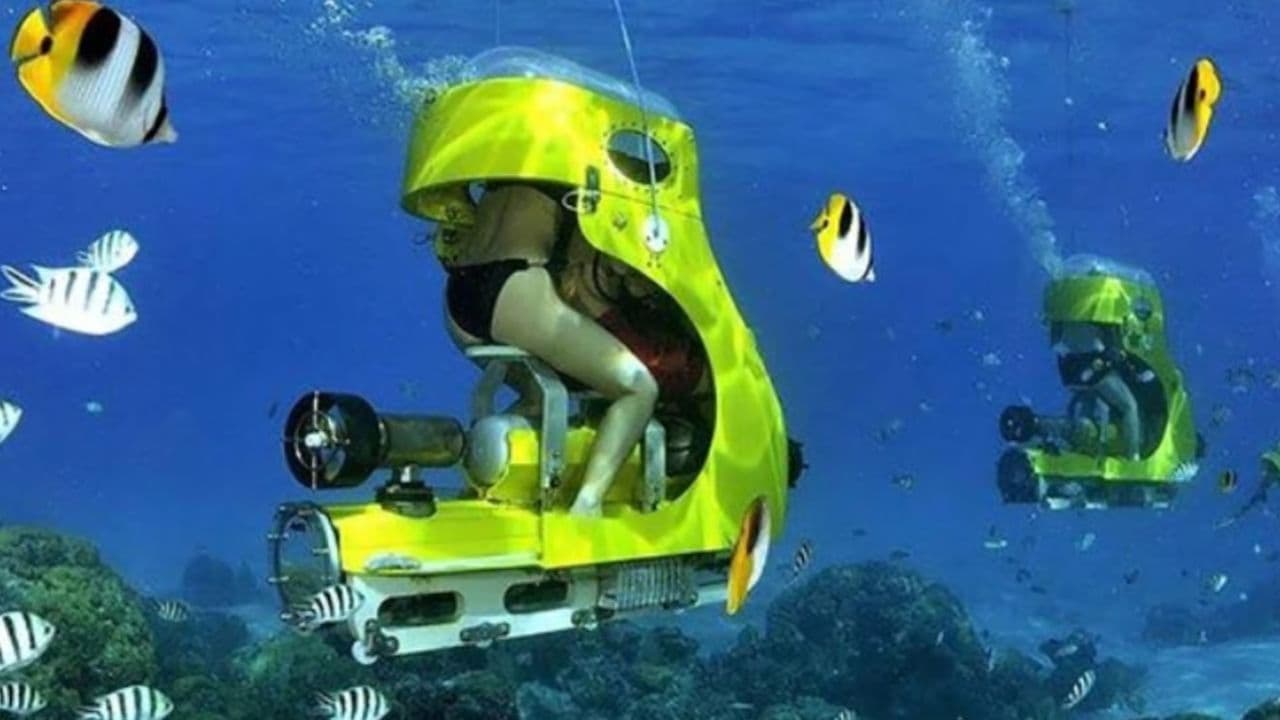 Punta Cana: Experience a Submarine Scooter with ScubaDoo