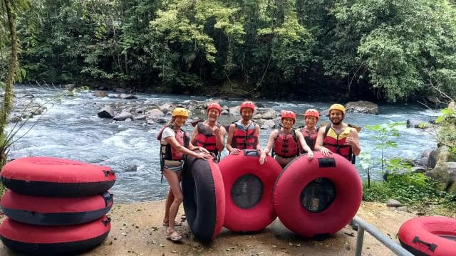Tubing Tour Rio Celeste