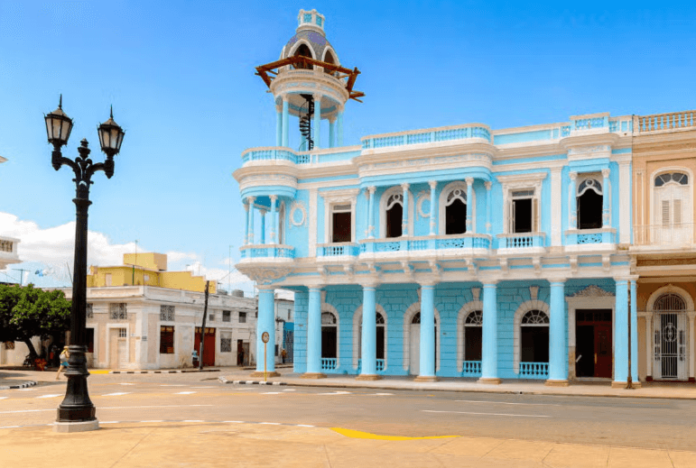 Trinidad, Cienfuegos, Viñales & los Cayos 9-day Tour