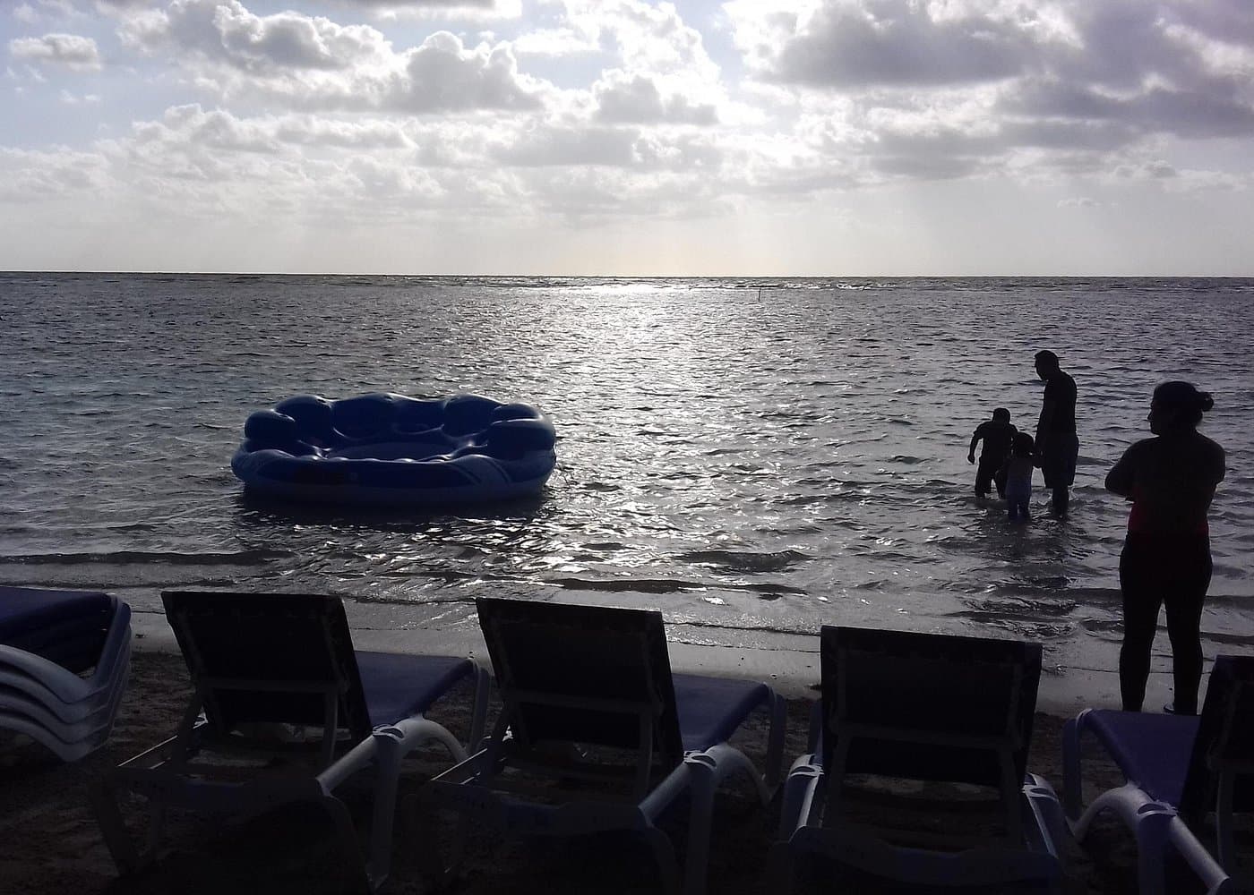 BEACH DAY IN LOS ARRECIFES RESTAURANT-open bar and lunch.