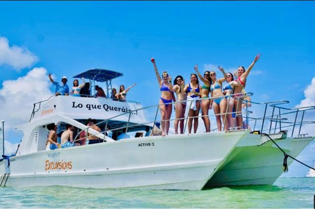 Punta Cana: Hip Hop Party Cruise w/Open Bar (Adults Only) - Dominican Republic