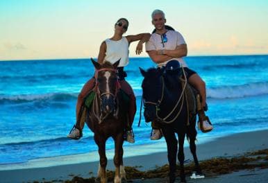 Punta Cana: Horseback Riding Tour with Sunset at Macao Beach