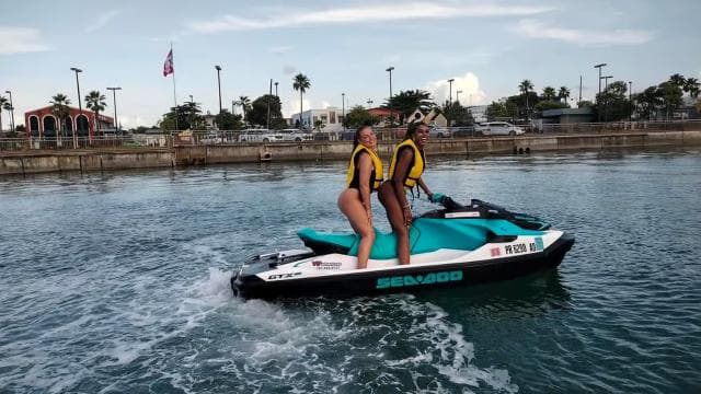 Cataño: JetSki Freestyle Rental