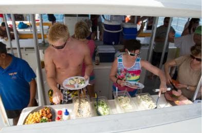 Puerto Plata: Sosúa Catamaran Day Trip with Lunch and Drinks