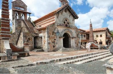 Private: Cigar Tour, Altos de Chavón, and Maravillas Caves