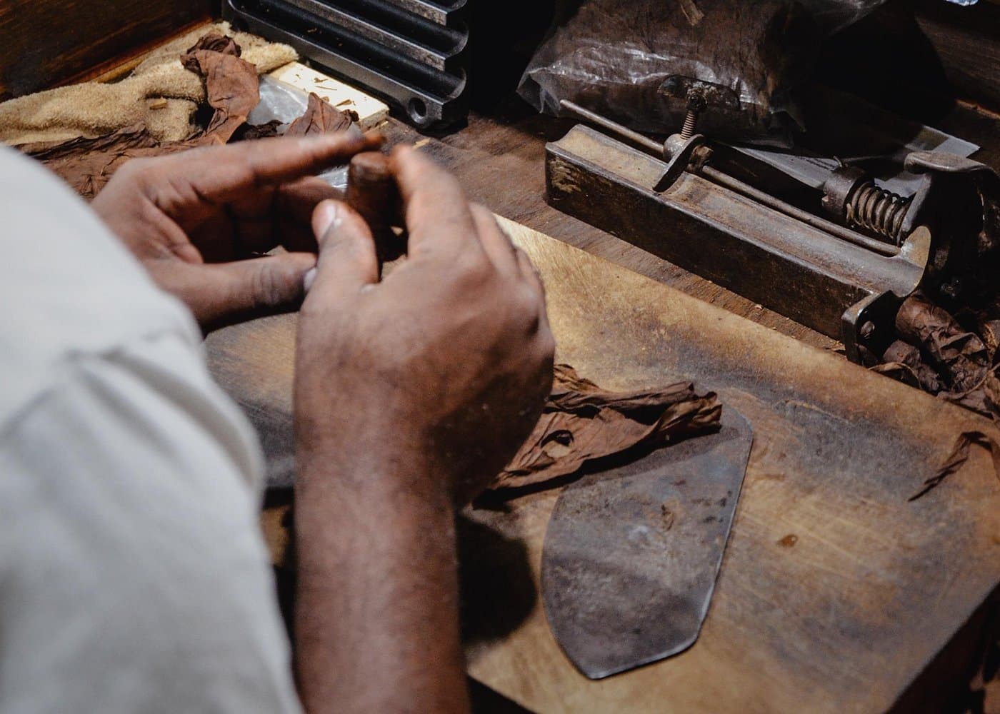 Roll Your Own Cigar in Miami