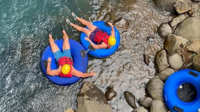 Tubing on Rio Celeste: Fun, Natural Pools & Fresh Fruit